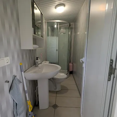 Holiday home къщички морски светулки Sinemoretz