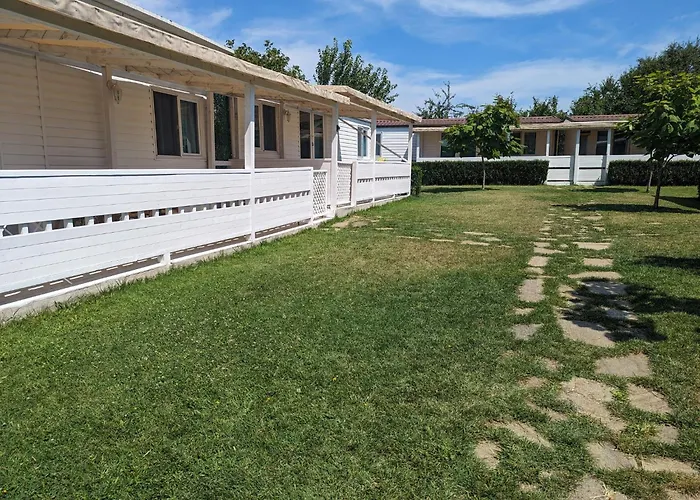 къщички морски светулки Синеморец